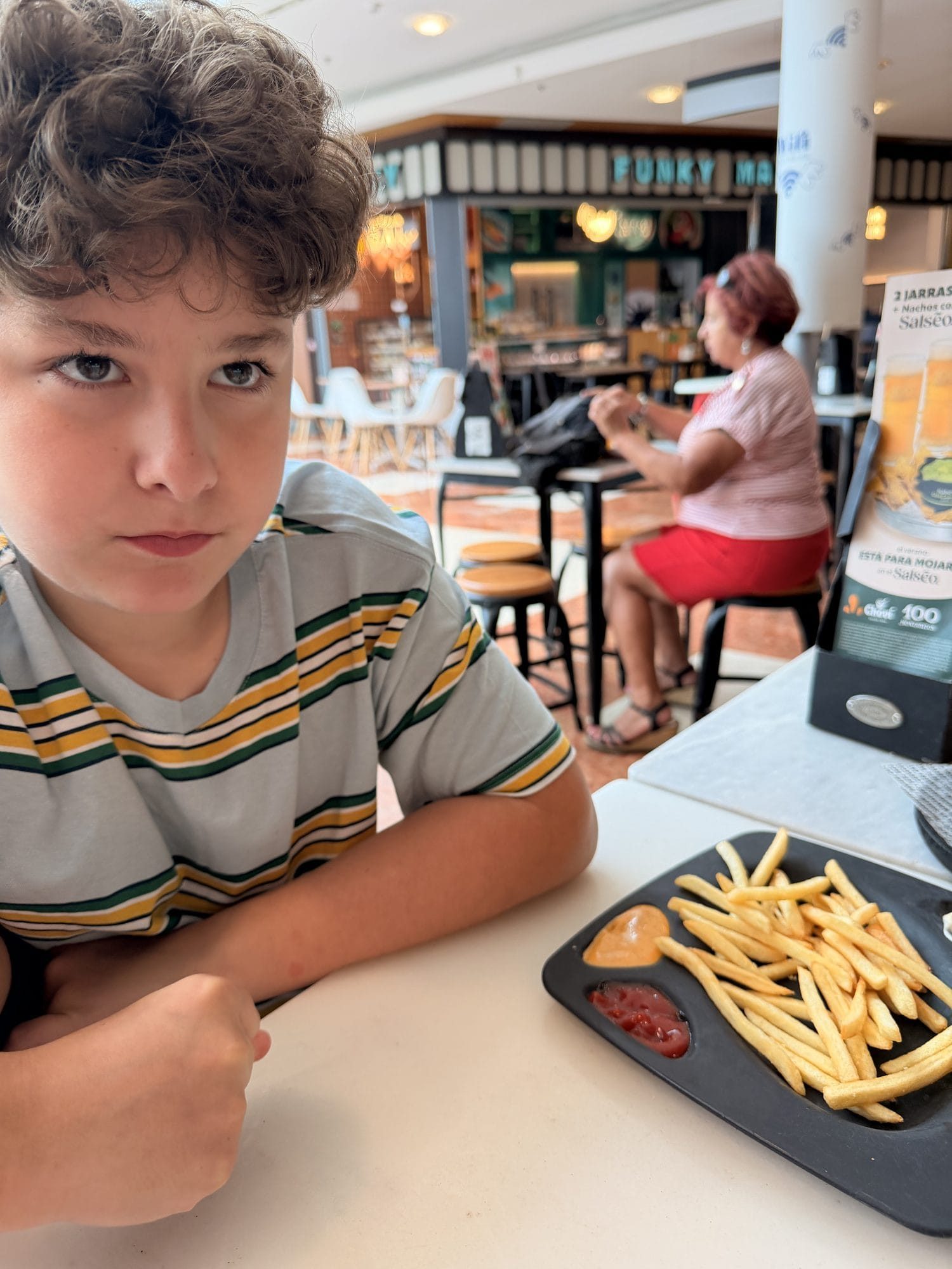Mall lunch